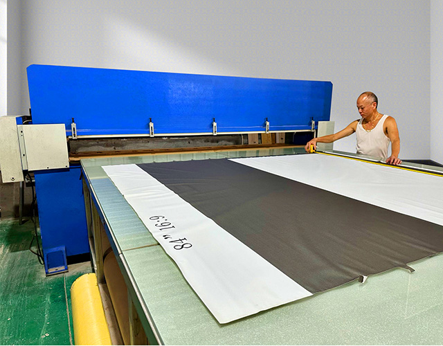 large-format screen manufacturing