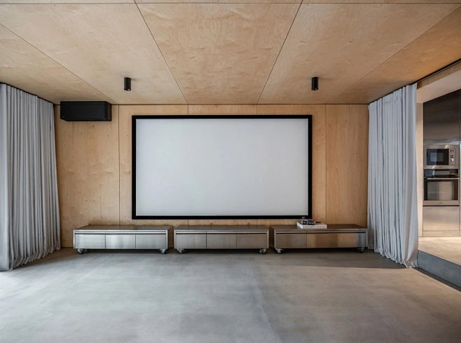 How to Choose a Home Projector Screen? 4 Steps to Simplify Your Decision