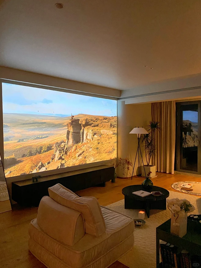 Living Room Cinema: The New Era of Home Entertainment3 Living Room Cinema: The New Era of Home Entertainment3