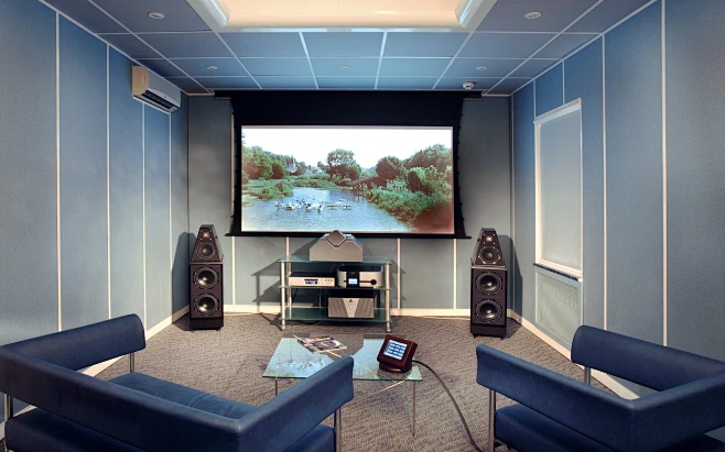 How to Install a Projection Screen Without Damaging Your Walls?2
