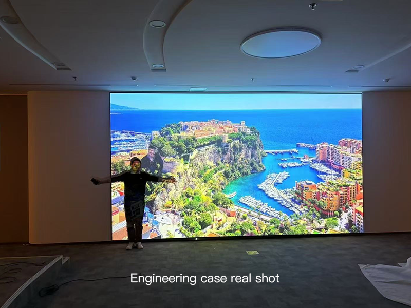 ZSM Custom Projection Screens: Why Choose Them Over White Walls?