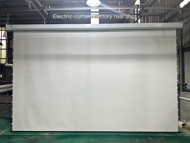 How to Use Adjustable Projector Screens and Adjust to the Best Viewing Angle