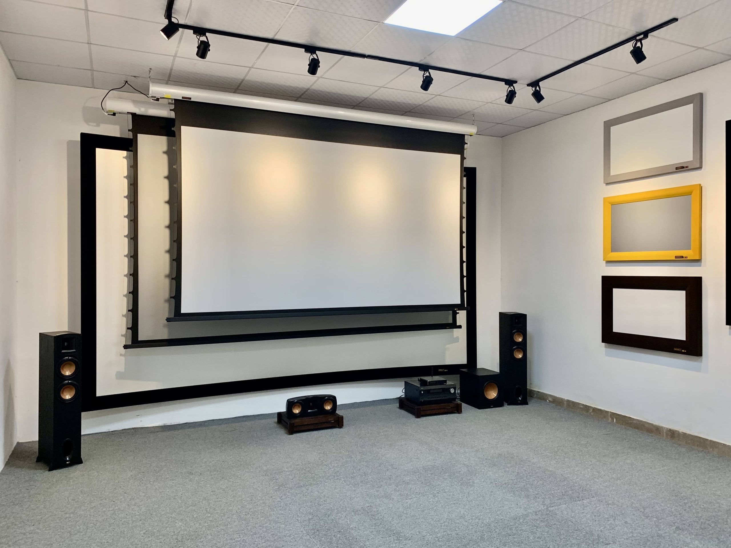 Mitigating Risk in Custom Projection Screen Orders: What We Do in Quality Control